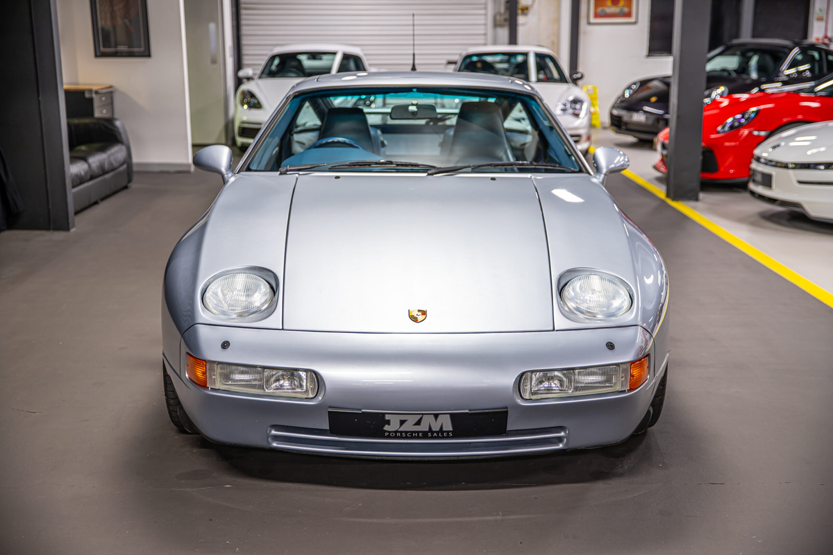 K.928 2395_image87625.jpg